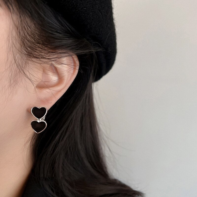 RETRO BLACK HEART SHAPED BRASS COIL CLIP ON EARRINGS
