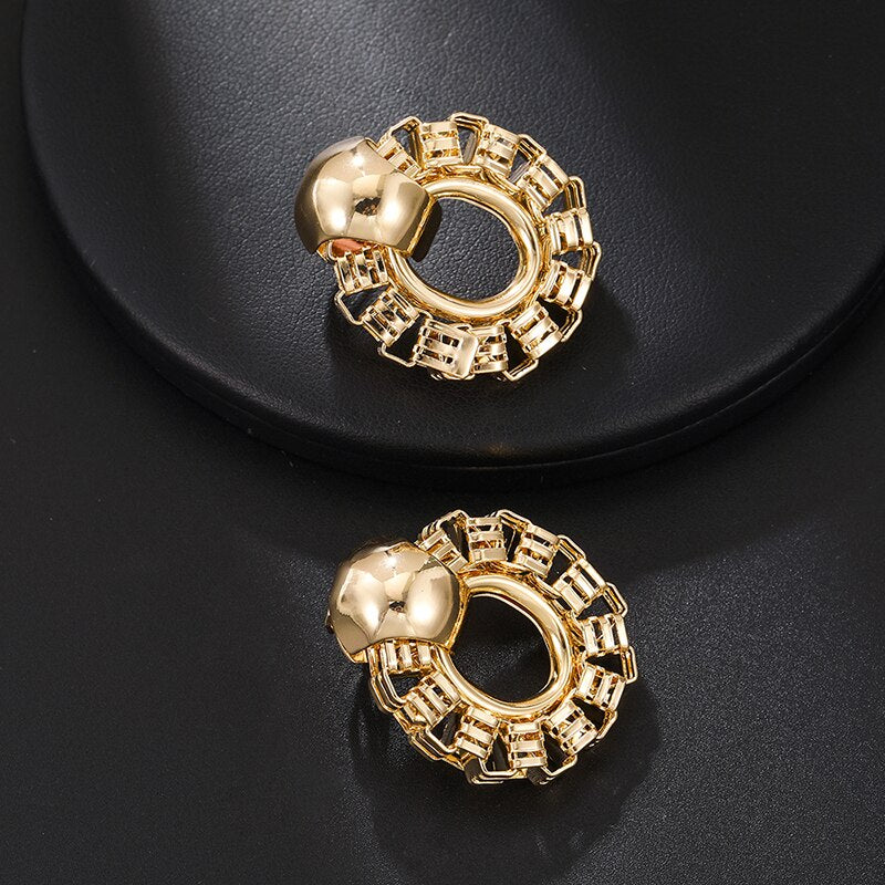 GOLD HOLLOW GEOMETRIC CLIP ON EARRINGS